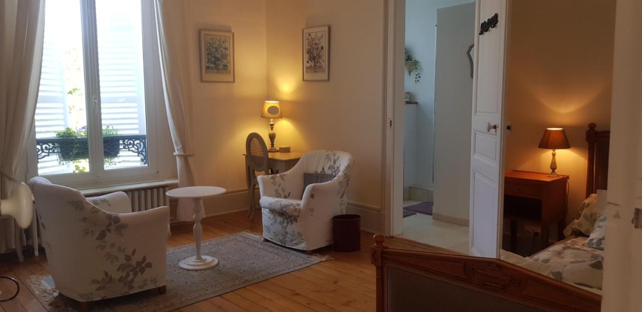 Maison Anne Face To Park In Vernon Giverny מראה חיצוני תמונה